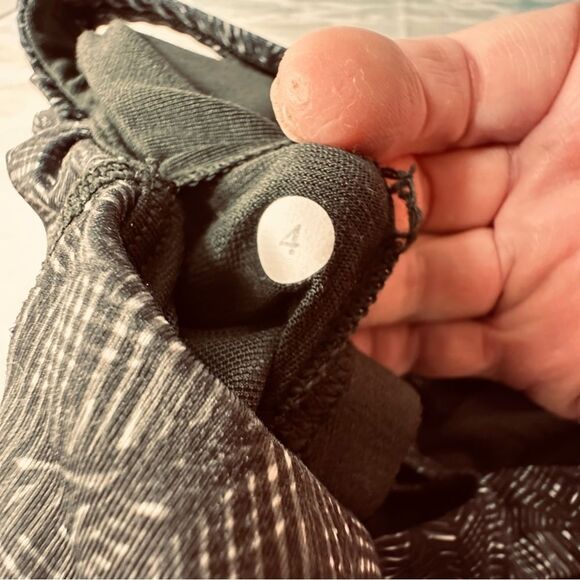 Lululemon Tank Top - Picture 15 of 15